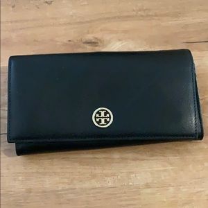 Tory Burch wallet